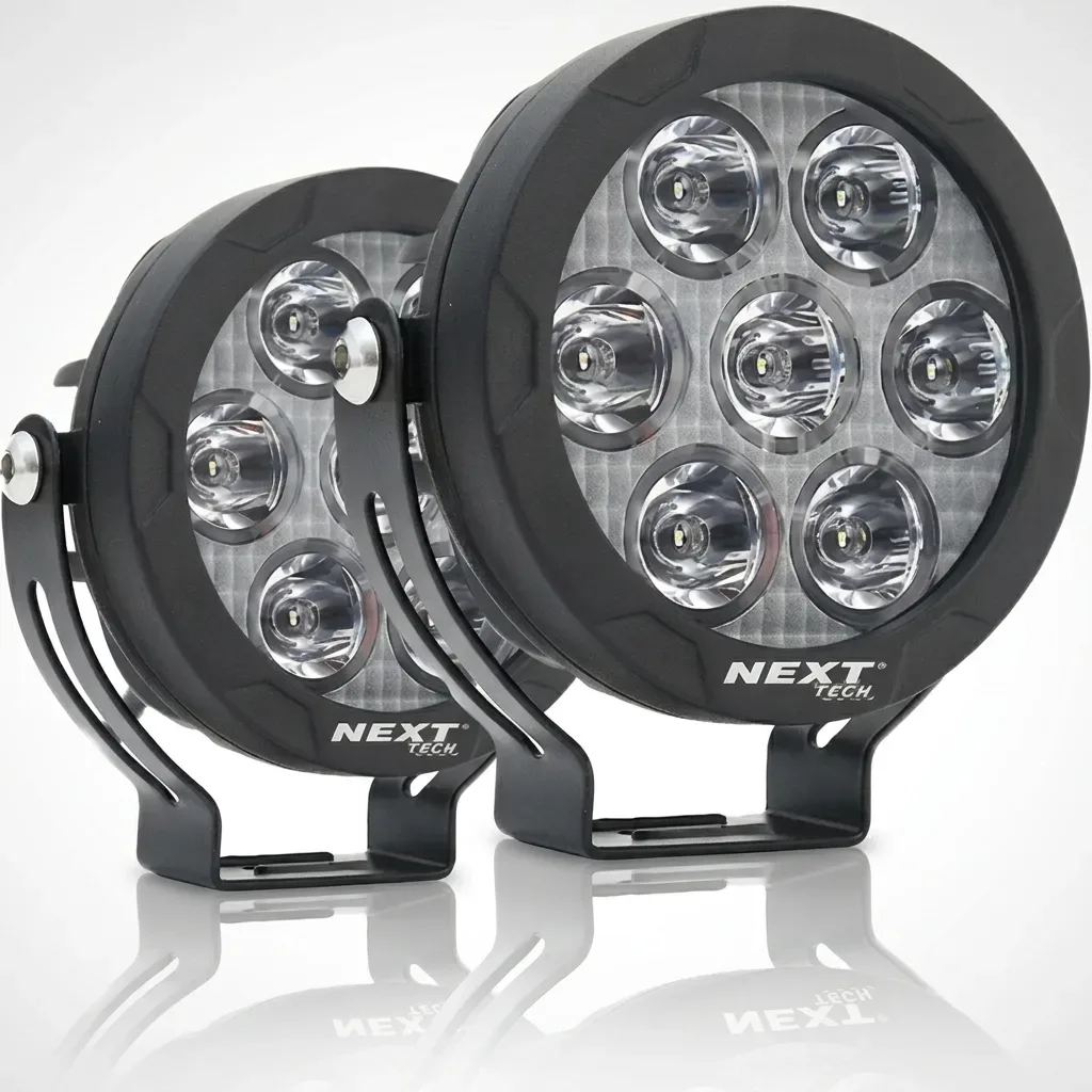 Paire de phares LED XP7 140W Next-Tech pour moto, sept optiques, photo studio