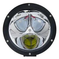 Phare LED 3x10W 140mm vue de face, optique chromée et lentille jaune centrale du spot longue portée