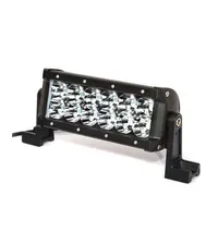 Rampe LED quad 36W 190mm vue de trois-quarts avec 12 LEDs CREE et supports de fixation noirs