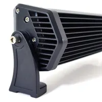 Détail embout aluminium de la rampe LED 300W, dissipateur thermique nervuré et patte de fixation réglable